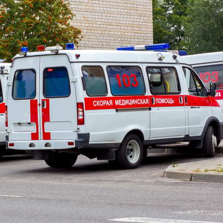 Депутаты предложили забирать права за игнорирование машин скорой
